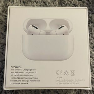 AIRPODS PRO (2nd generation) used wireless earphones
